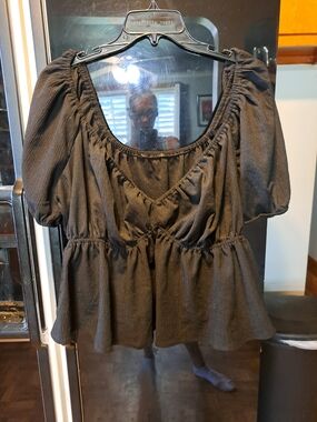 Pink Peplum Boutique Black Puff-Sleeve Peplum Blouse